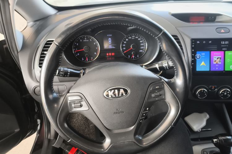 Used Kia K3 2015 1.6L Automatic GLS Steering Wheel