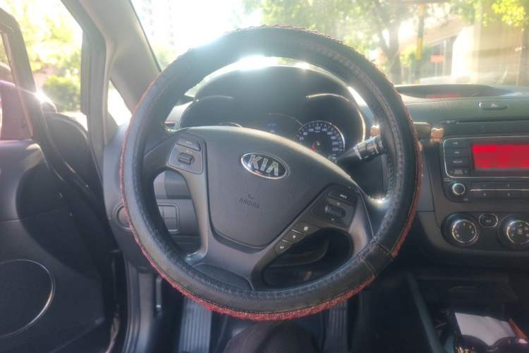 Used Kia K3 2015 1.6L Manual GLS Steering Wheel