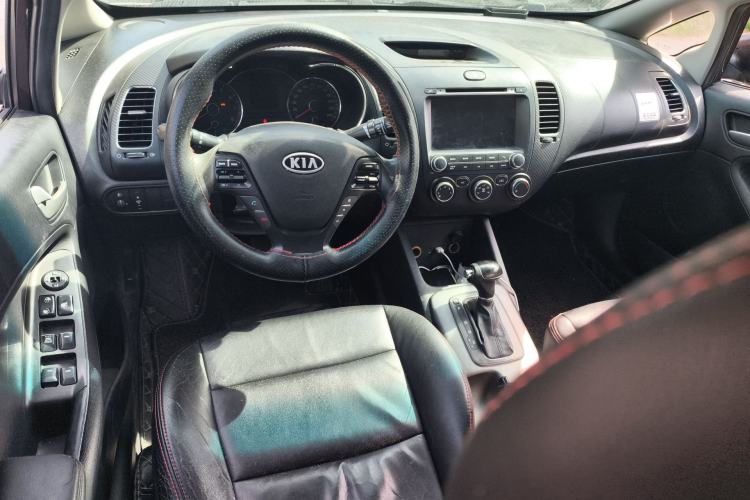 Used Kia K3 2015 1.6L Automatic GL Steering Wheel