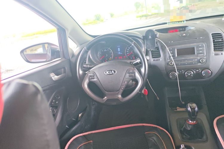 Used Kia K3 2015 1.6L Manual GLS Steering Wheel