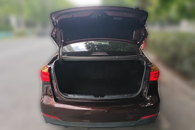 Used Kia K3 2015 1.6L Automatic GLS Trunk
