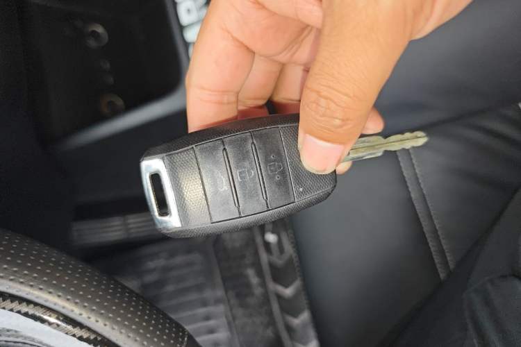 Used Kia K3 2015 1.6L Manual GL Vehicle Key