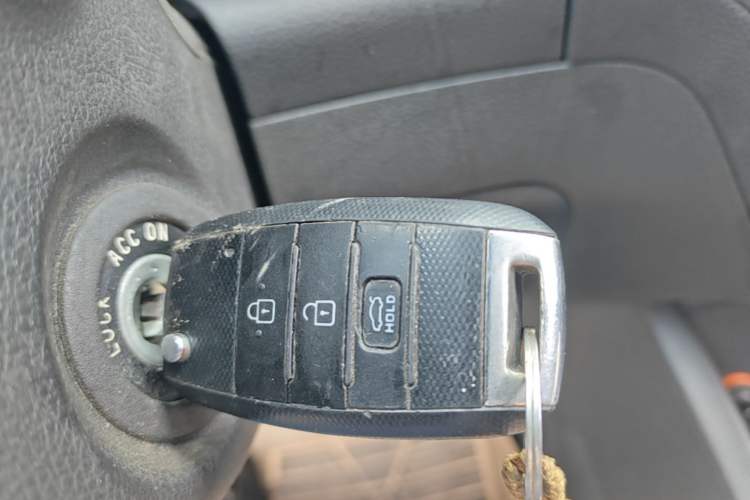 Used Kia K3 2015 1.6L Manual GL Vehicle Key