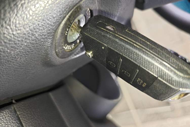 Used Kia K3 2015 1.6L Manual GL Vehicle Key