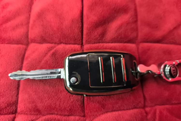 Used Kia K3 2015 1.6L Manual GLS Vehicle Key