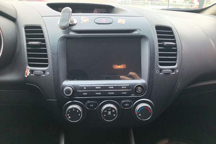 Used Kia K3 2015 1.6L Automatic GL Audio And AC Panel