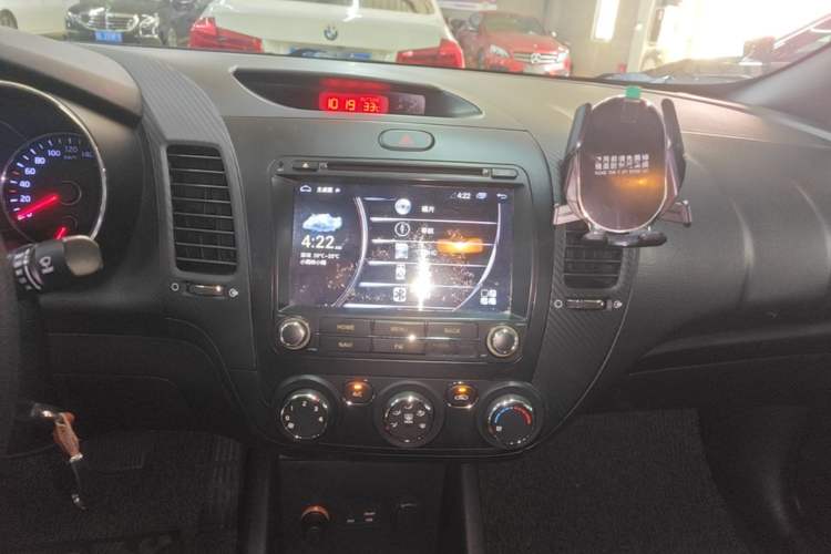 Used Kia K3 2015 1.6L Automatic GL Audio And AC Panel