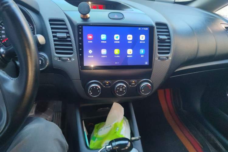 Used Kia K3 2015 1.6L Automatic GLS Audio And AC Panel