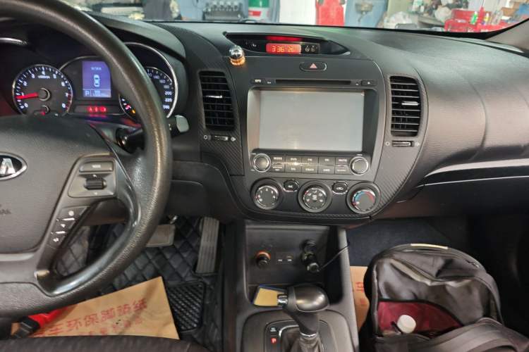 Used Kia K3 2015 1.6L Automatic GL Audio And AC Panel