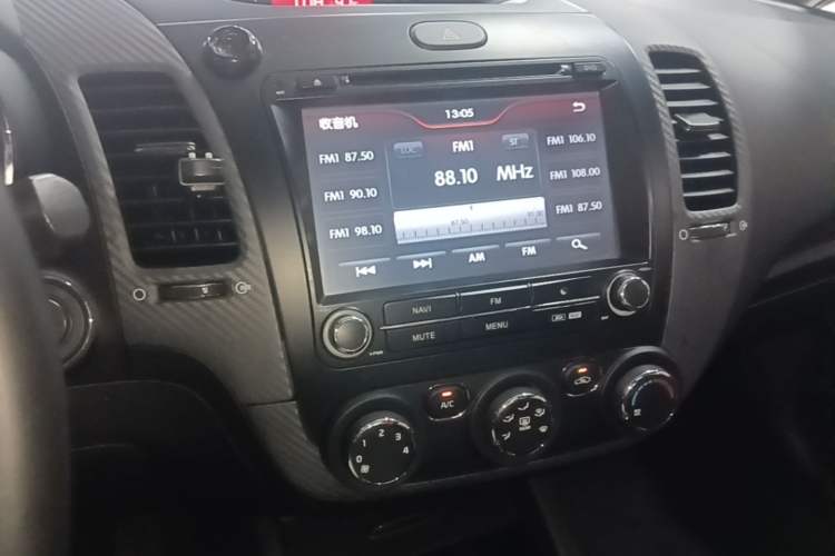 Used Kia K3 2015 1.6L Automatic GLS Audio And AC Panel