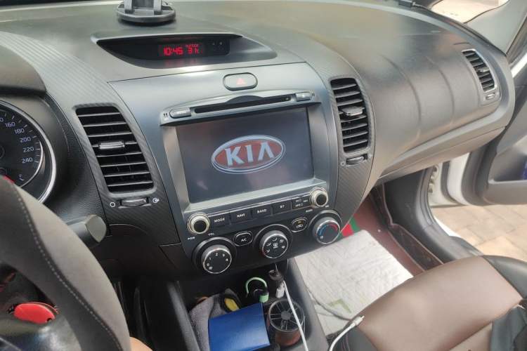 Used Kia K3 2015 1.6L Manual GL Audio And AC Panel