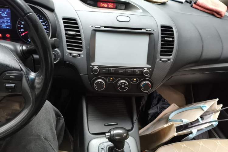 Used Kia K3 2015 1.6L Automatic GLS Audio And AC Panel
