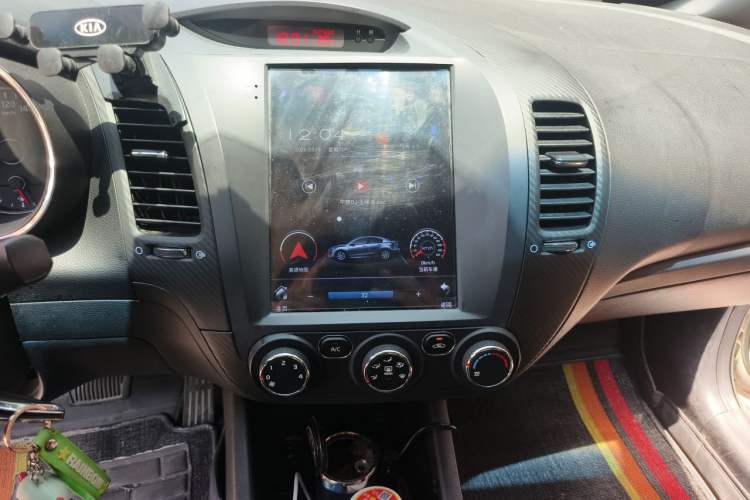 Used Kia K3 2015 1.6L Automatic GL Audio And AC Panel