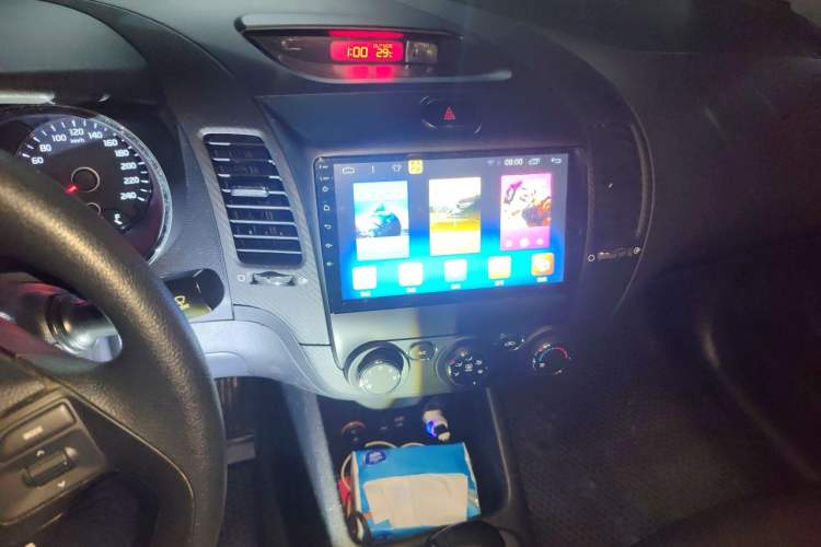 Used Kia K3 2015 1.6L Automatic GL Audio And AC Panel