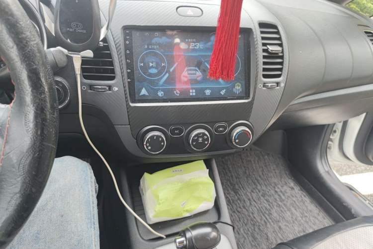 Used Kia K3 2015 1.6L Automatic GLS Audio And AC Panel