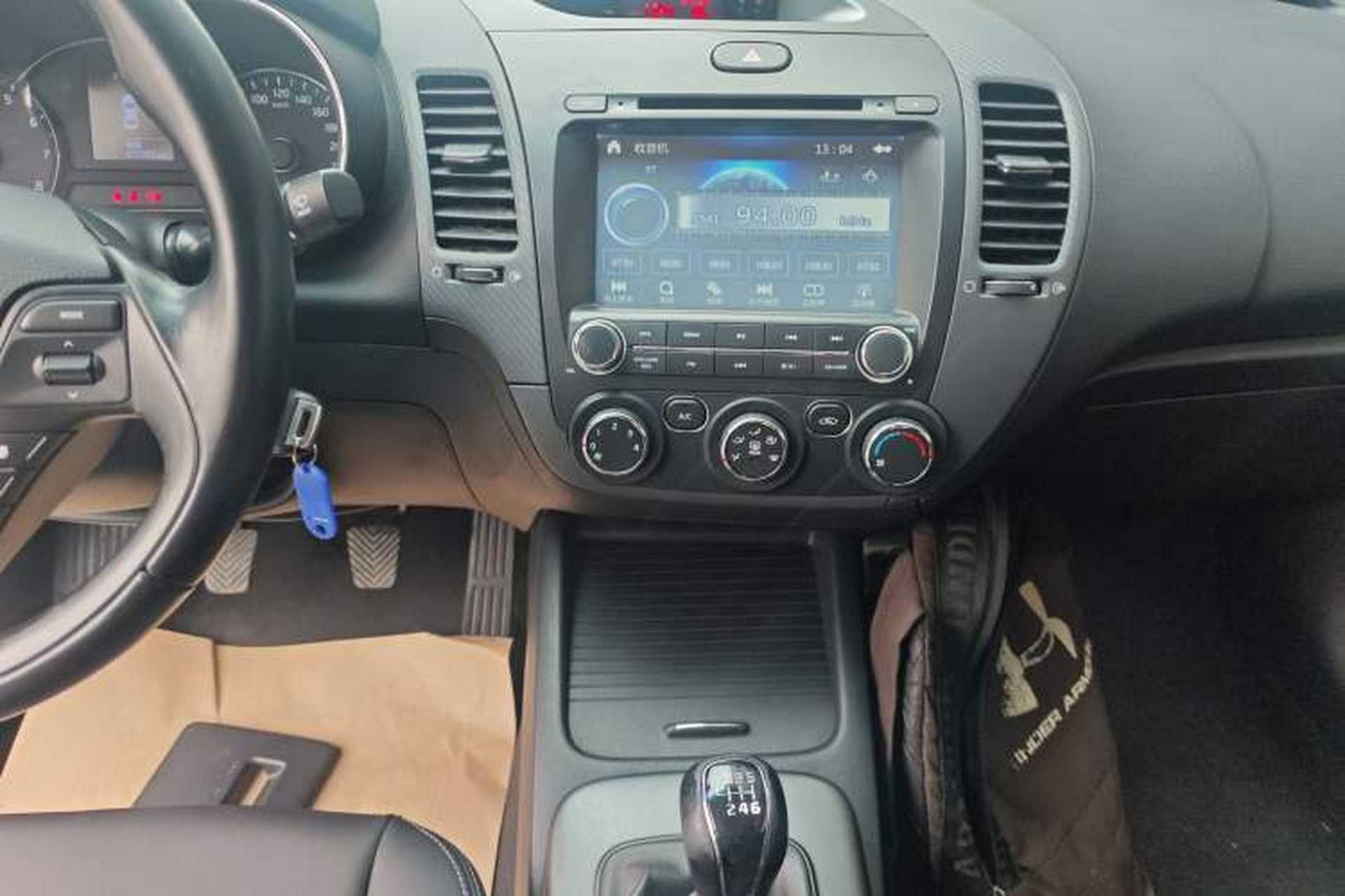 Used Kia K3 2015 1.6L Manual GLS Audio And AC Panel