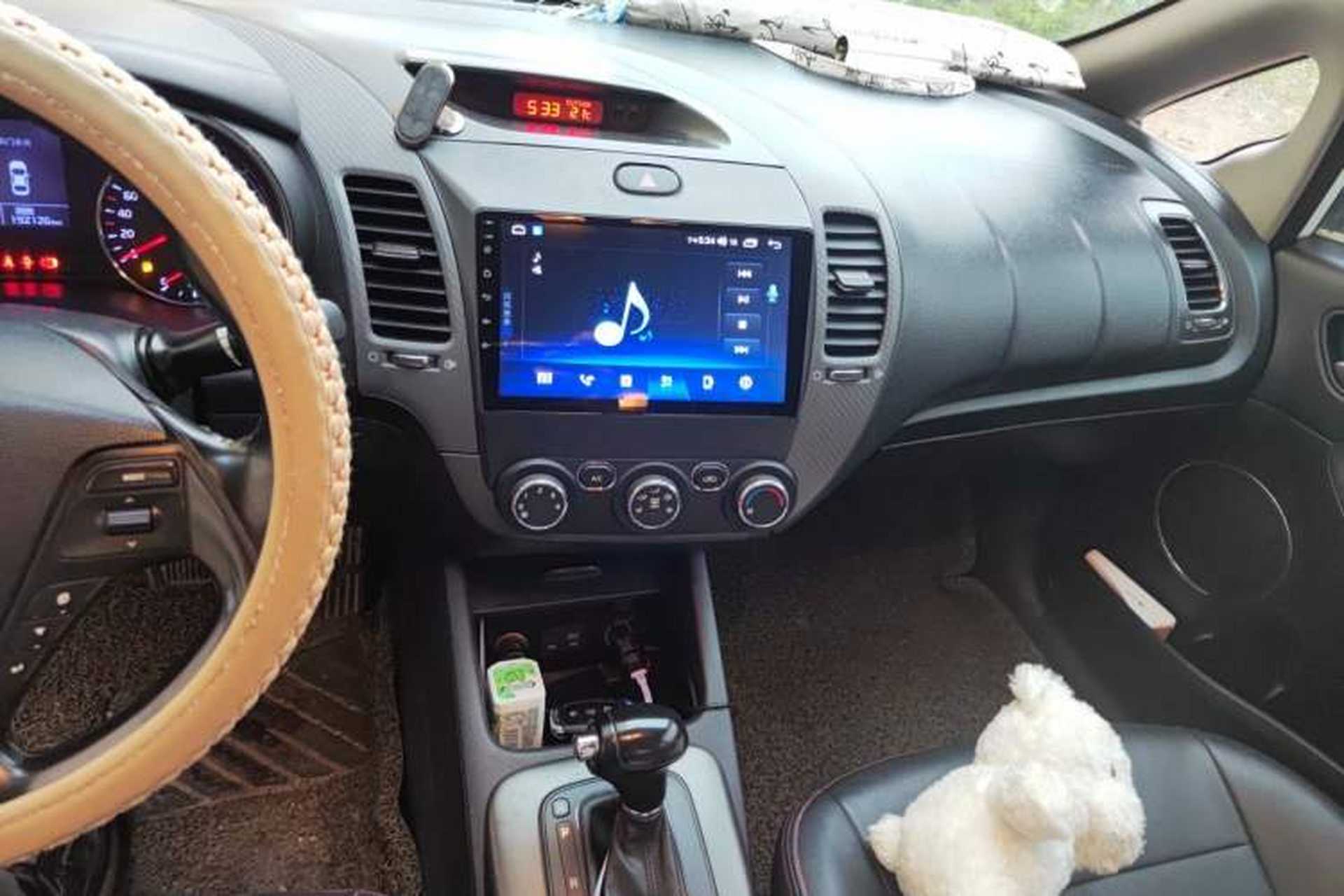Used Kia K3 2015 1.6L Automatic GLS Audio And AC Panel