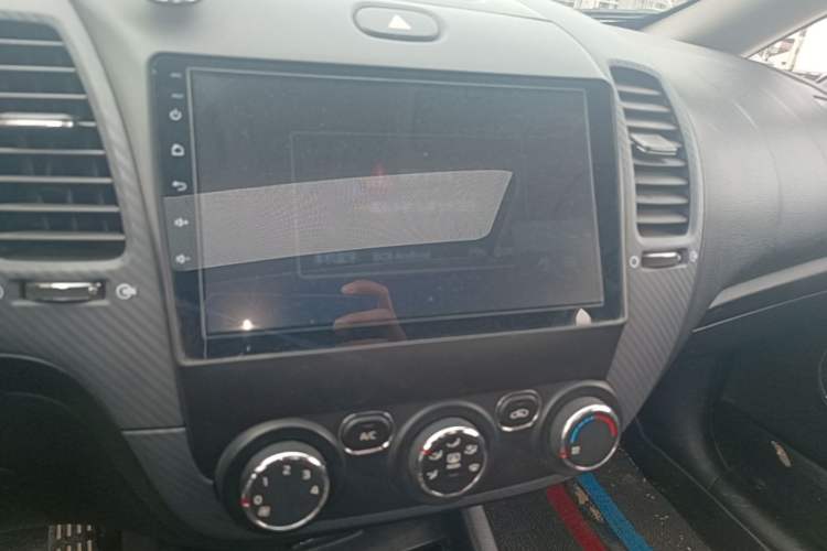Used Kia K3 2015 1.6L Automatic GLS Audio And AC Panel