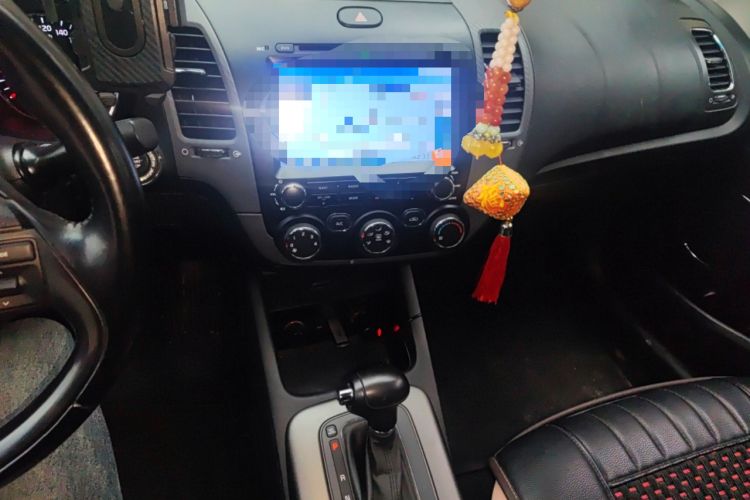 Used Kia K3 2015 1.6L Automatic GLS Audio And AC Panel