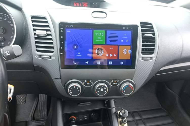 Used Kia K3 2015 1.6L Manual GLS Audio And AC Panel