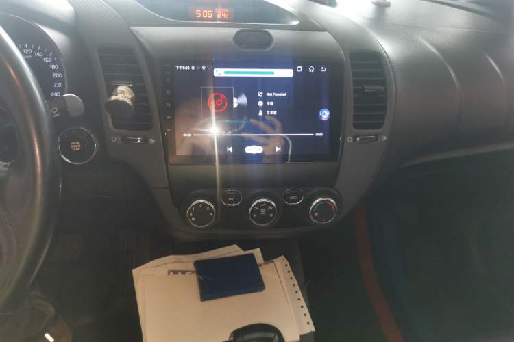 Used Kia K3 2015 1.6L Automatic GLS Audio And AC Panel