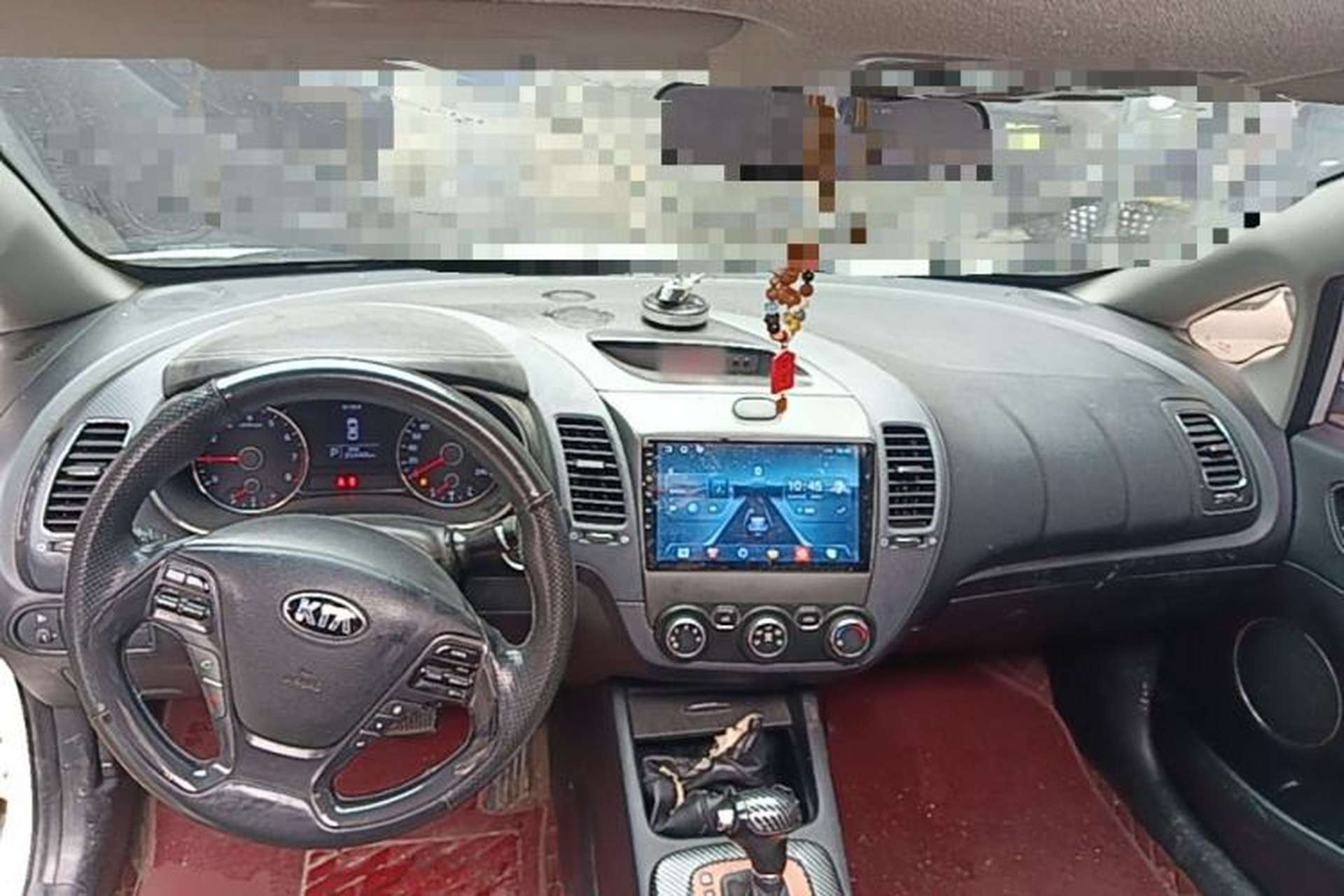 Used Kia K3 2015 1.6L Automatic GLS Center Console