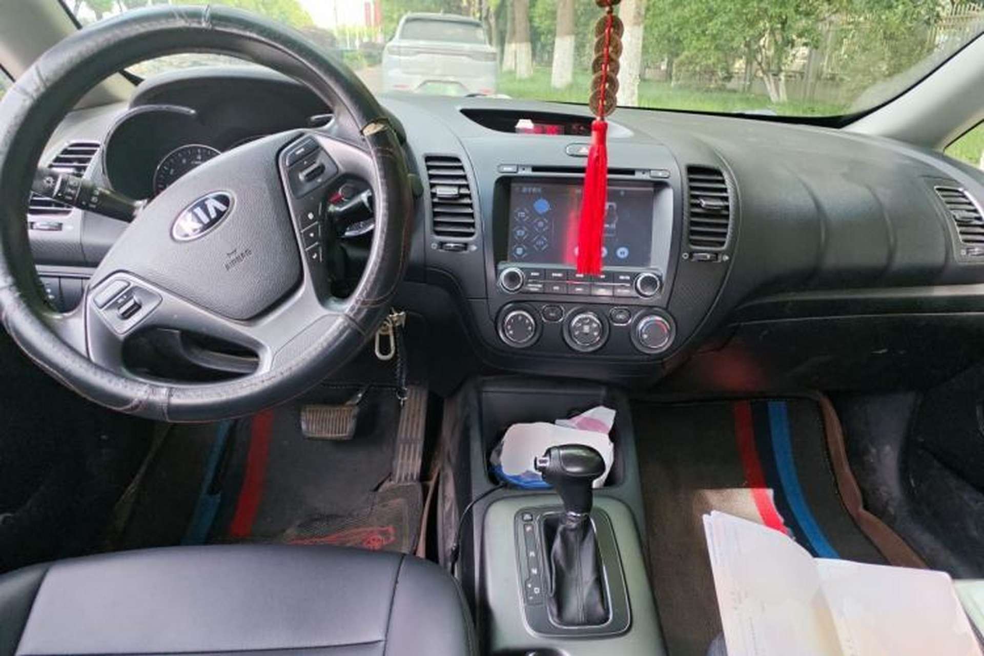 Used Kia K3 2015 1.6L Automatic GL Center Console