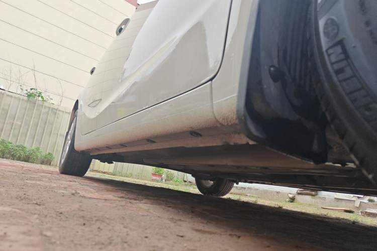Used Kia K3 2015 1.6L Automatic GL Chassis Front Right