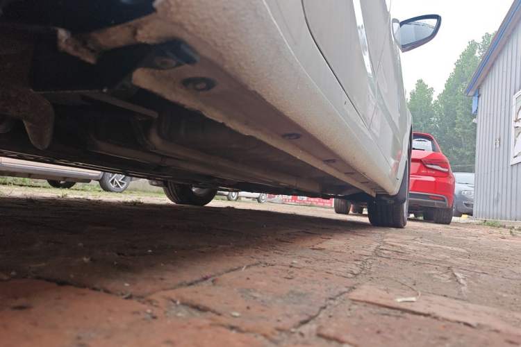 Used Kia K3 2015 1.6L Automatic GL Chassis Rear Right