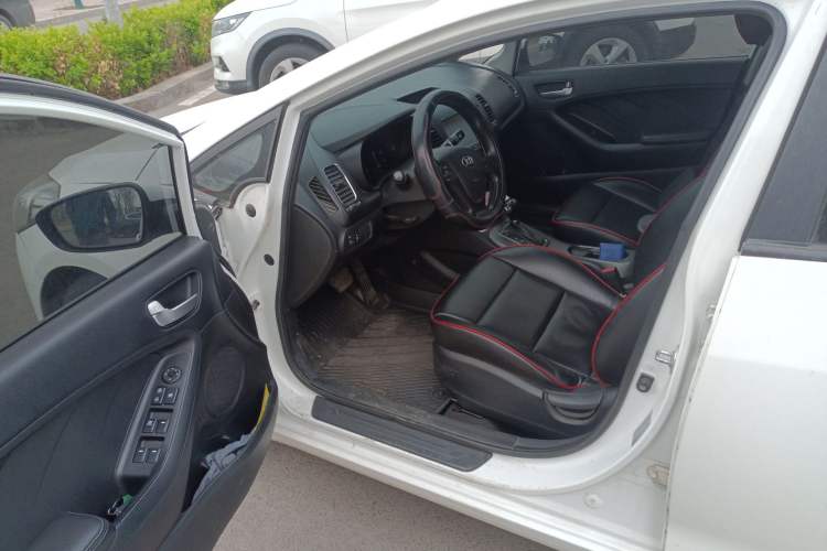 Used Kia K3 2015 1.6L Automatic GL Driver Seat