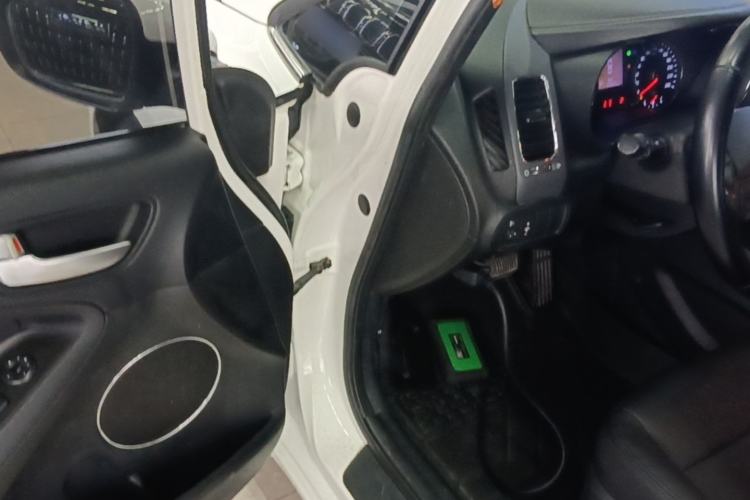 Used Kia K3 2015 1.6L Automatic GLS Driver Seat