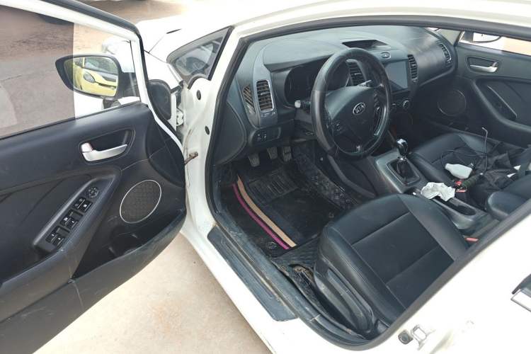 Used Kia K3 2015 1.6L Manual GLS Driver Seat