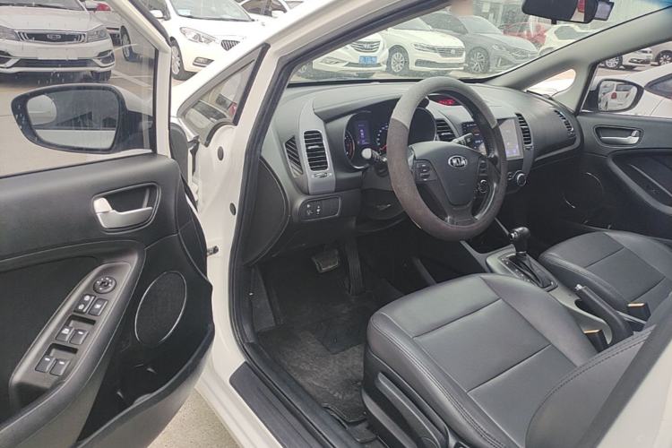 Used Kia K3 2015 1.6L Automatic GLS Driver Seat