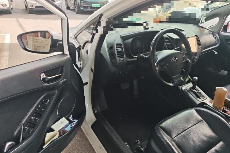 Used Kia K3 2015 1.6L Automatic GLS Driver Seat