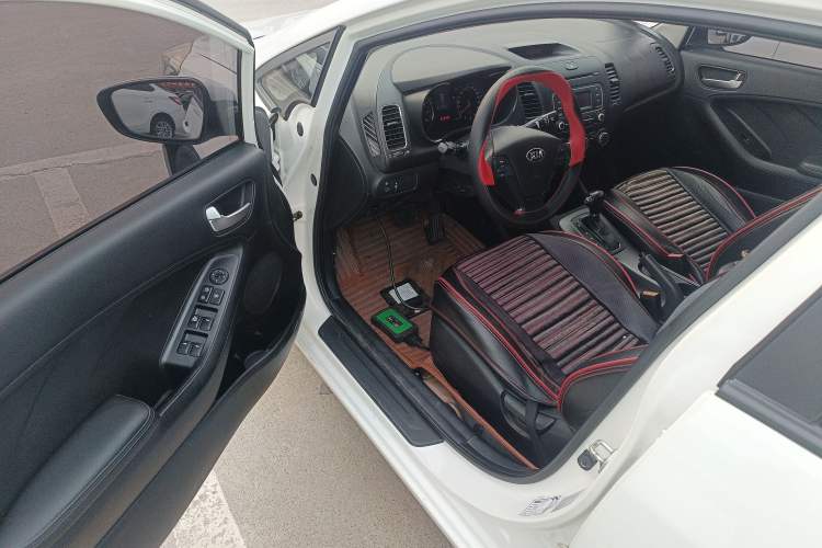 Used Kia K3 2015 1.6L Automatic GL Driver Seat
