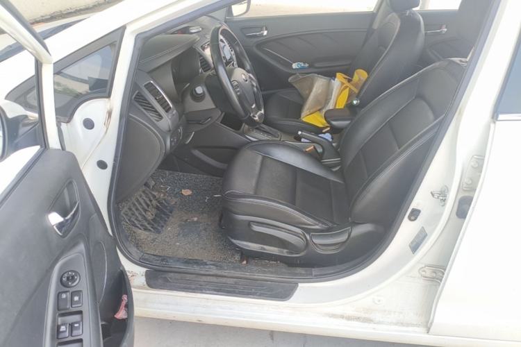 Used Kia K3 2015 1.6L Automatic DLX Driver Seat