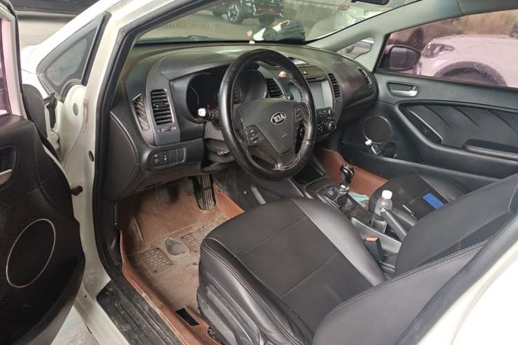 Used Kia K3 2015 1.6L Manual GLS Driver Seat