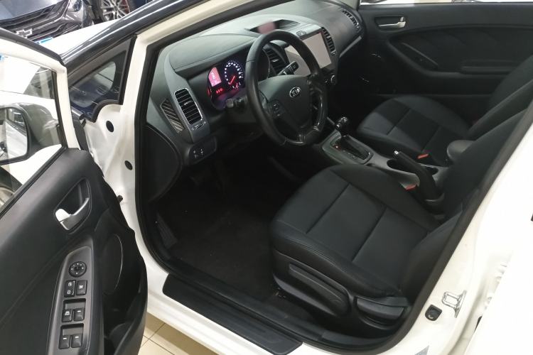 Used Kia K3 2015 1.6L Automatic GLS Driver Seat