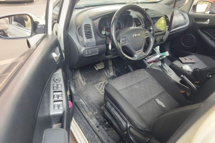 Used Kia K3 2015 1.6L Automatic GLS Driver Seat