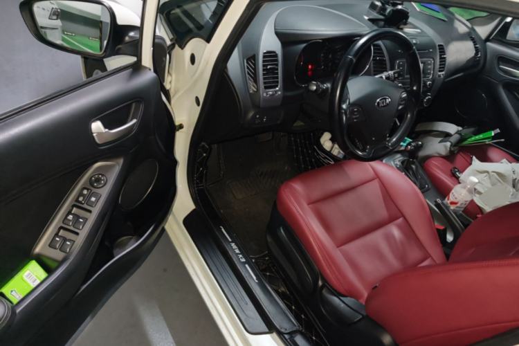Used Kia K3 2015 1.6L Automatic GLS Driver Seat