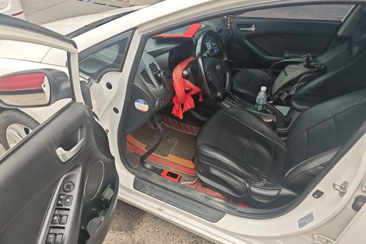 Used Kia K3 2015 1.6L Automatic GLS Driver Seat