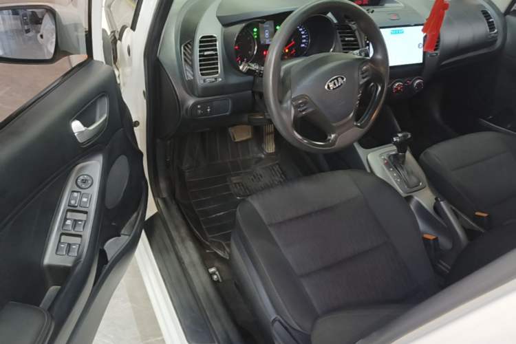 Used Kia K3 2015 1.6L Automatic GL Driver Seat
