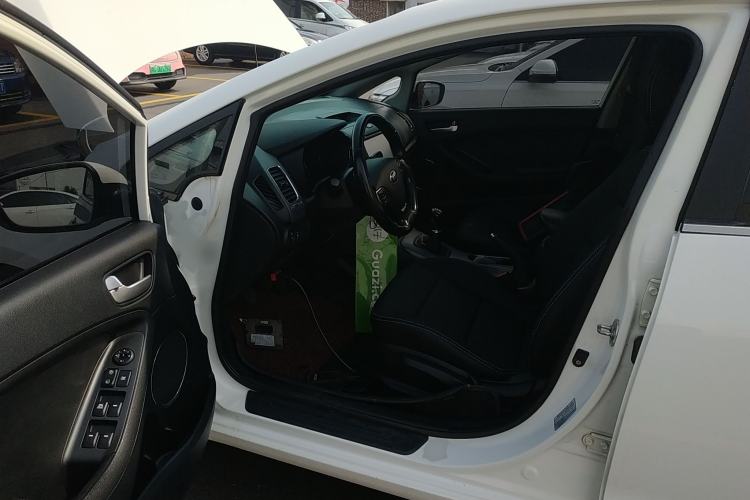 Used Kia K3 2015 1.6L Manual GLS Driver Seat