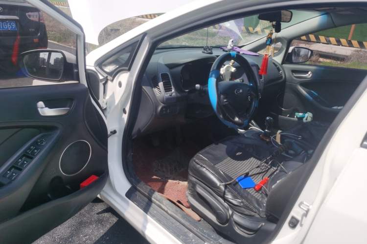 Used Kia K3 2015 1.6L Manual GLS Driver Seat