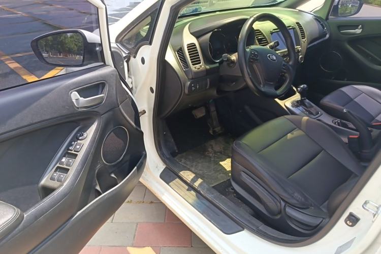 Used Kia K3 2015 1.6L Automatic GLS Driver Seat