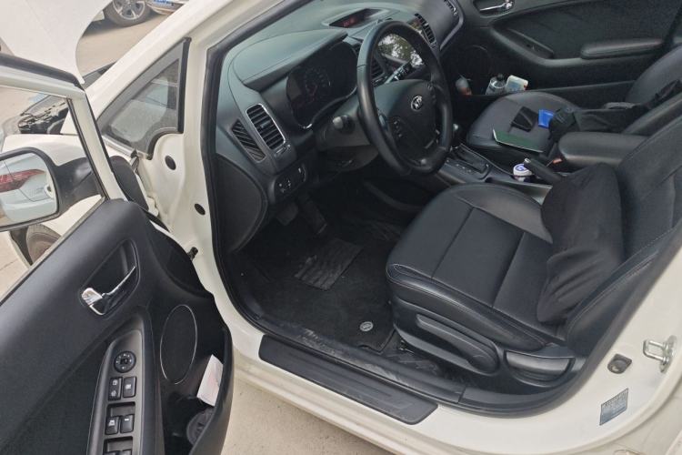 Used Kia K3 2015 1.6L Automatic DLX Driver Seat