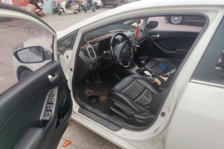 Used Kia K3 2015 1.6L Manual GLS Driver Seat