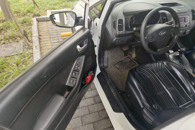 Used Kia K3 2015 1.6L Automatic GL Driver Seat