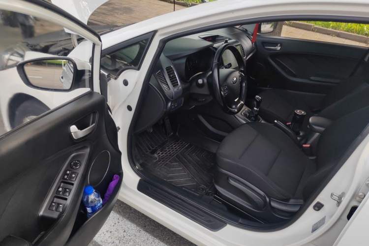 Used Kia K3 2015 1.6L Manual GLS Driver Seat