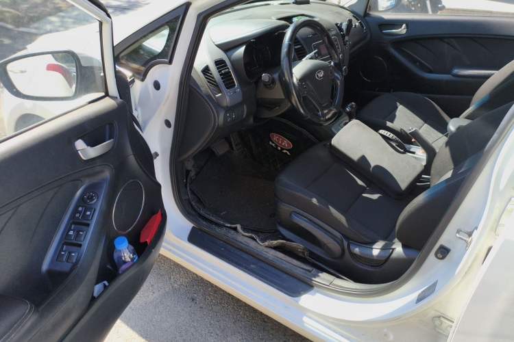 Used Kia K3 2015 1.6L Automatic GLS Driver Seat